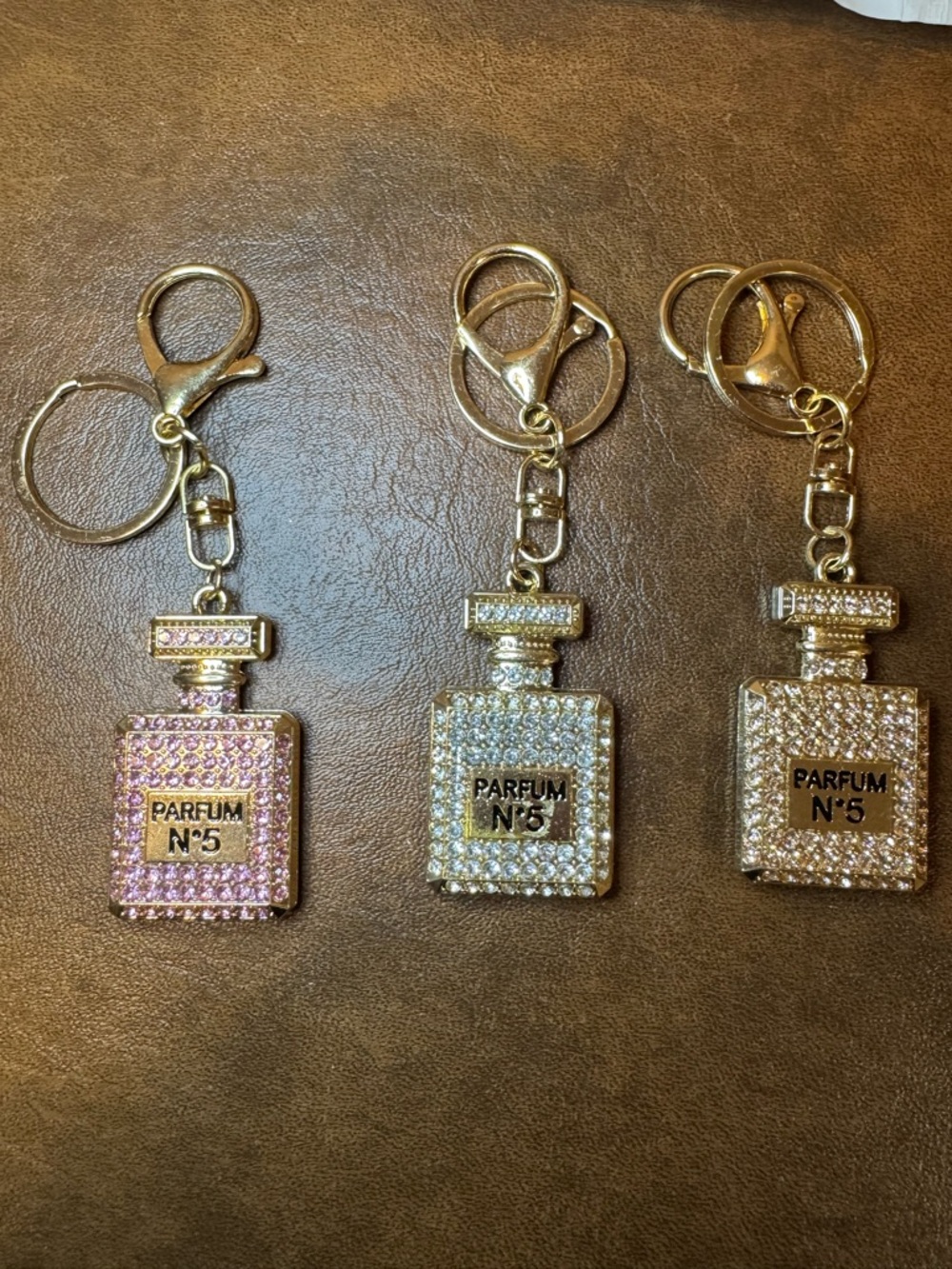 NWT Rhinestone Parfum No.5 Bottle Bag Charms in Pink, Rose Gold & Gold